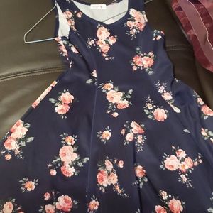 Girl dress